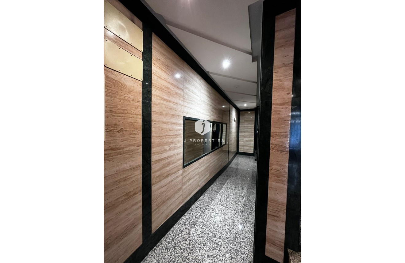 Resale - Apartment / flat -
Torrevieja - Costa Blanca