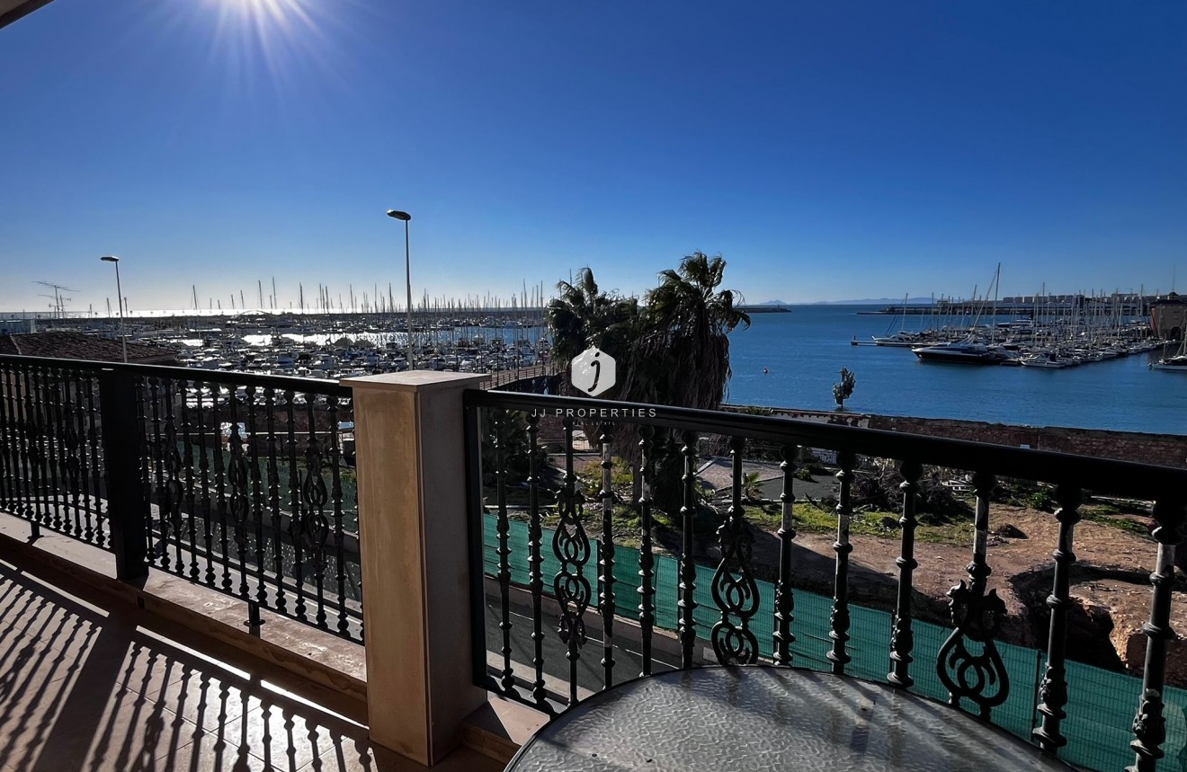 Resale - Apartment / flat -
Torrevieja - Costa Blanca