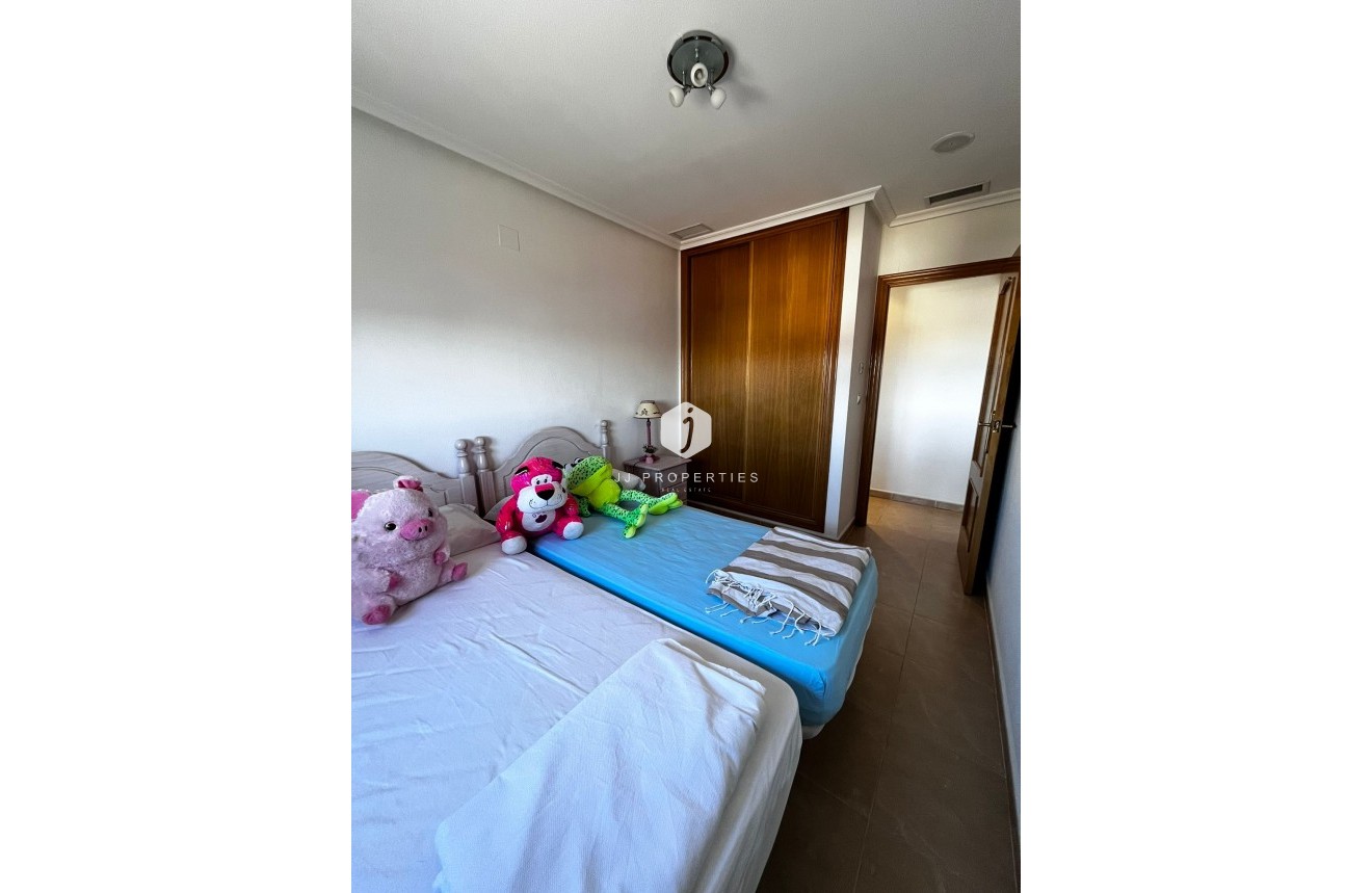 Resale - Apartment / flat -
Torrevieja - Costa Blanca
