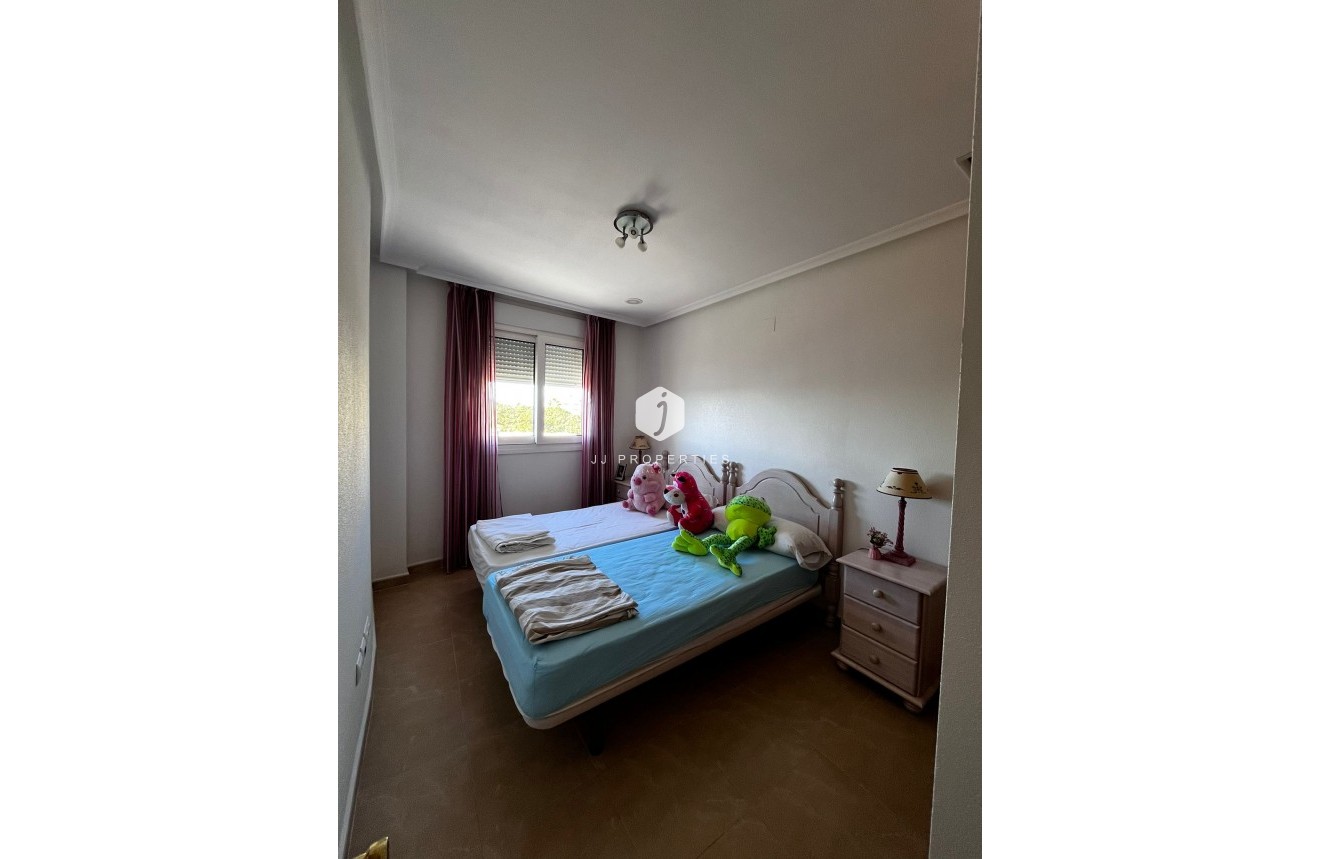 Resale - Apartment / flat -
Torrevieja - Costa Blanca
