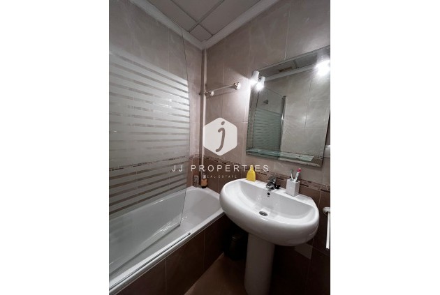 Resale - Apartment / flat -
Torrevieja - Costa Blanca