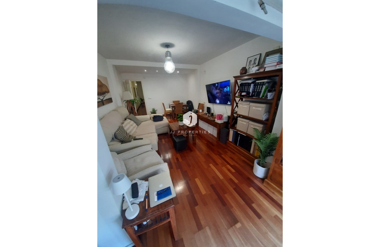 Resale - Apartment / flat -
Torrevieja - Costa Blanca