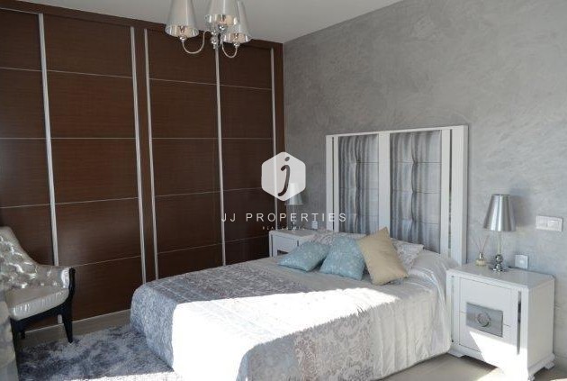 Resale - Villa -
Orihuela Costa - Costa Blanca