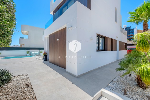 Resale - Villa -
Guardamar del Segura - Costa Blanca