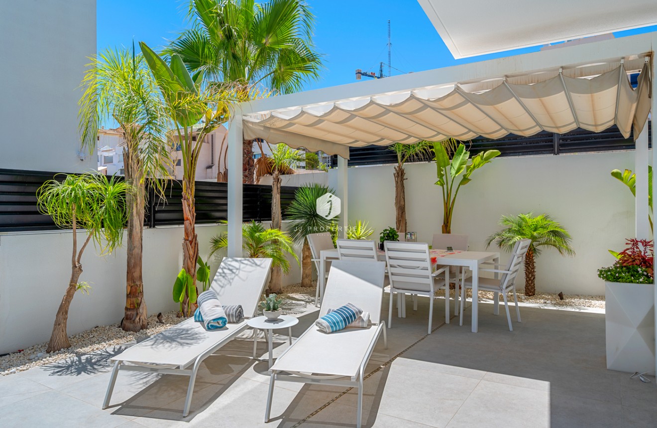 Resale - Villa -
Guardamar del Segura - Costa Blanca