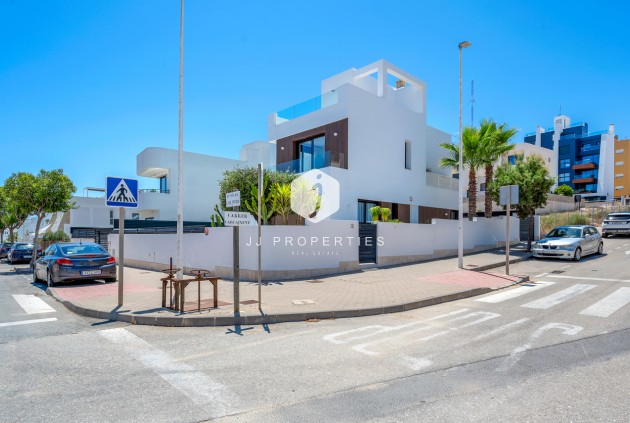 Resale - Villa -
Guardamar del Segura - Costa Blanca