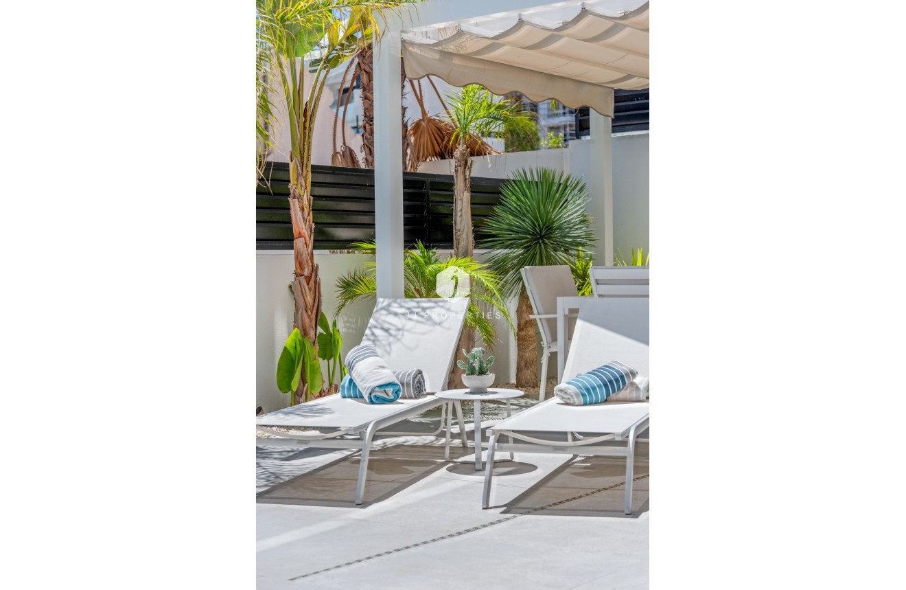 Resale - Villa -
Guardamar del Segura - Costa Blanca