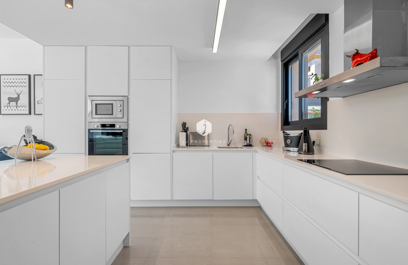 Resale - Villa -
Guardamar del Segura - Costa Blanca