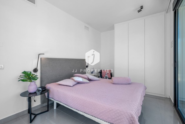 Resale - Villa -
Guardamar del Segura - Costa Blanca