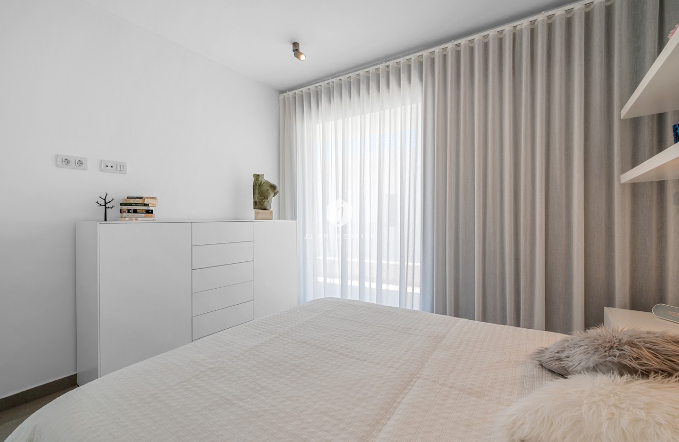 Resale - Villa -
Guardamar del Segura - Costa Blanca