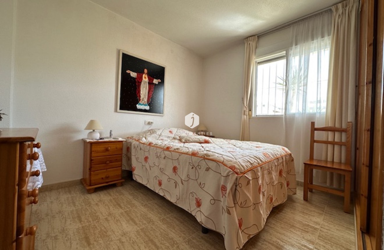 Resale - Apartment / flat -
Torrevieja - Costa Blanca