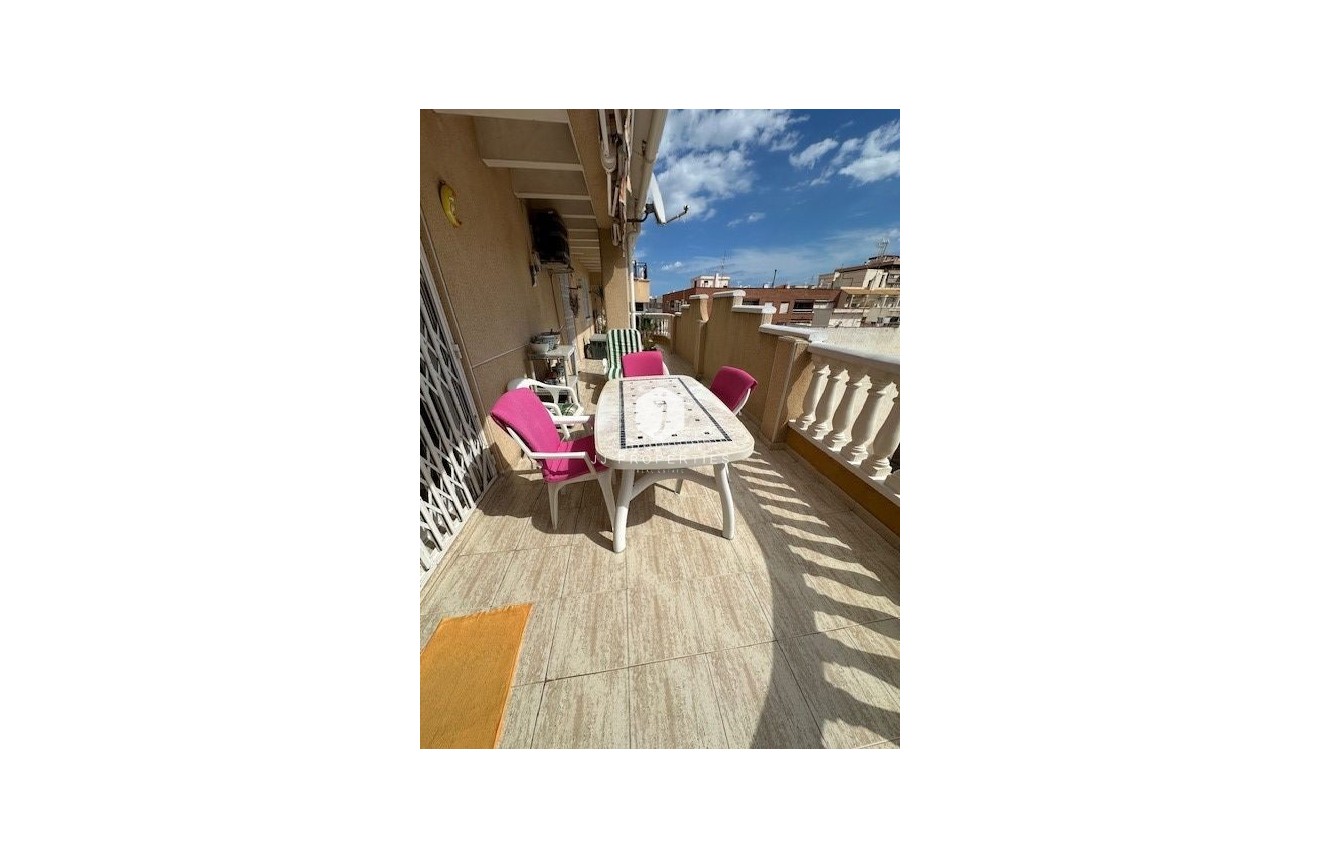 Resale - Apartment / flat -
Torrevieja - Costa Blanca