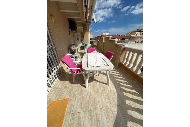 Resale - Apartment / flat -
Torrevieja - Costa Blanca