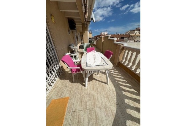 Resale - Apartment / flat -
Torrevieja - Costa Blanca