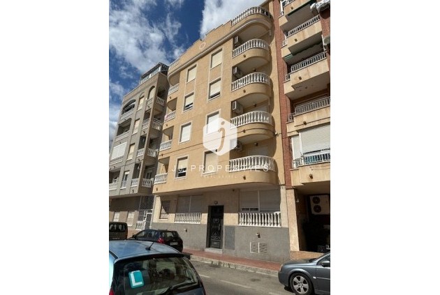 Resale - Apartment / flat -
Torrevieja - Costa Blanca