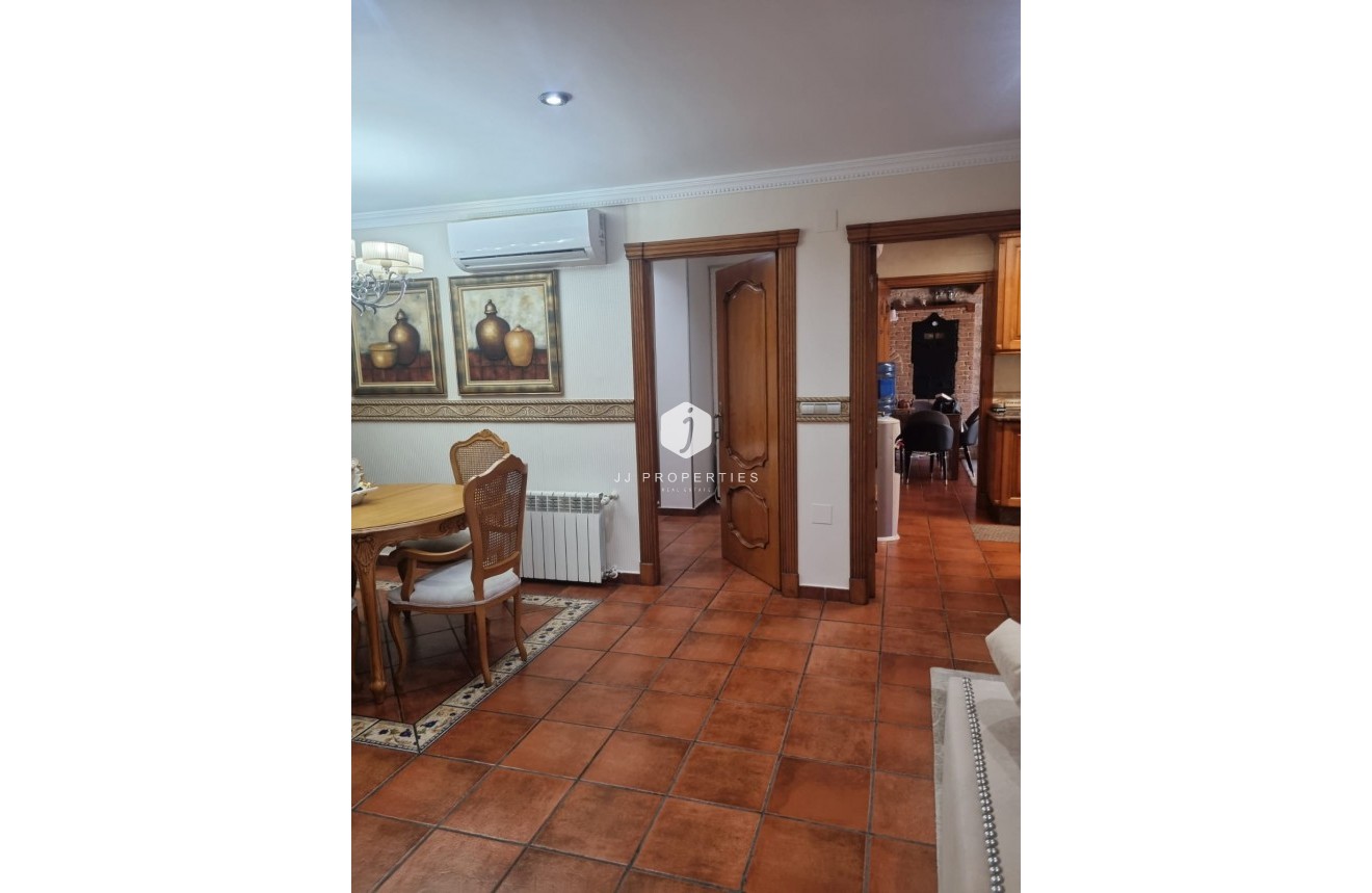 Resale - Chalet -
Orihuela Costa - Costa Blanca