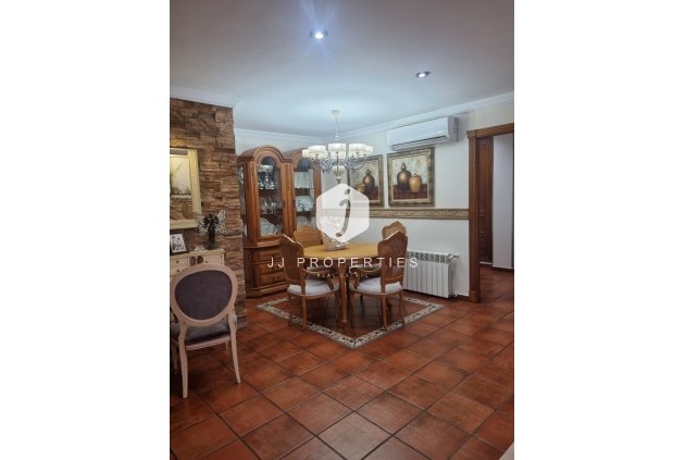 Resale - Chalet -
Orihuela Costa - Costa Blanca