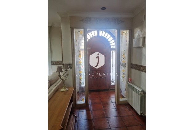 Resale - Chalet -
Orihuela Costa - Costa Blanca