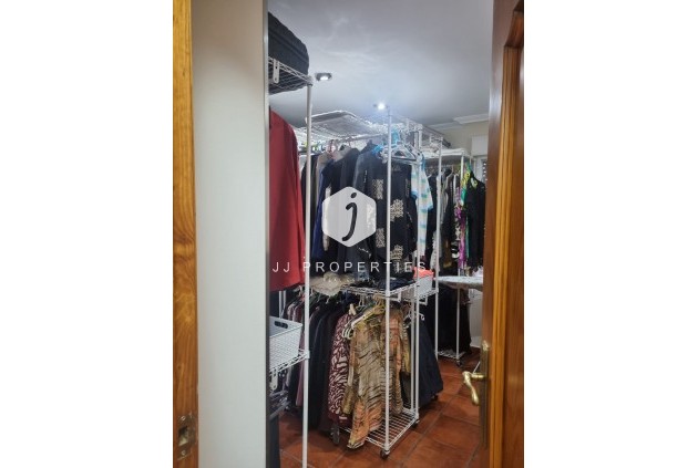 Resale - Chalet -
Orihuela Costa - Costa Blanca