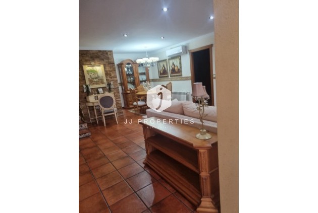 Resale - Chalet -
Orihuela Costa - Costa Blanca