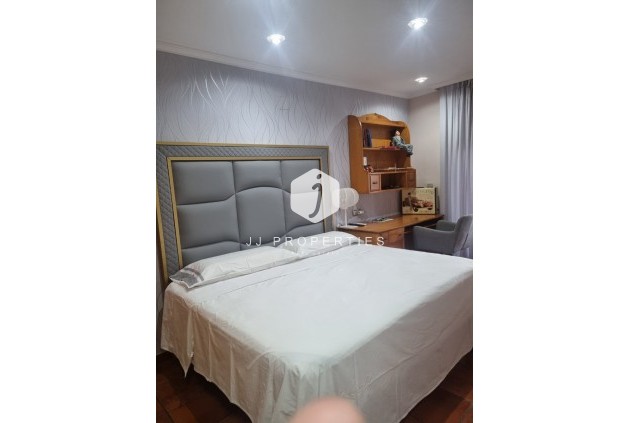 Resale - Chalet -
Orihuela Costa - Costa Blanca