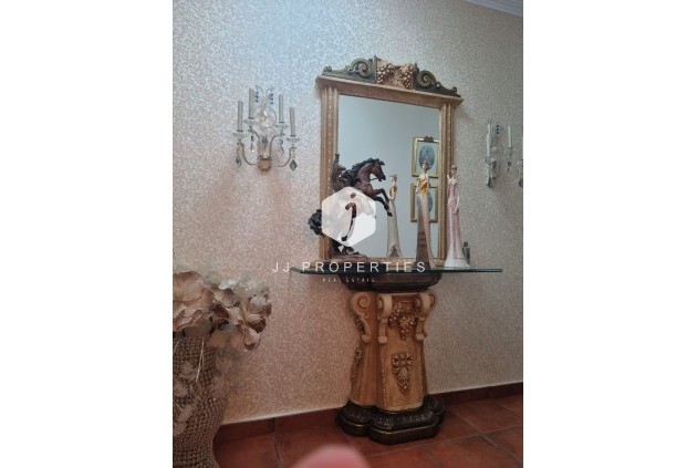 Resale - Chalet -
Orihuela Costa - Costa Blanca