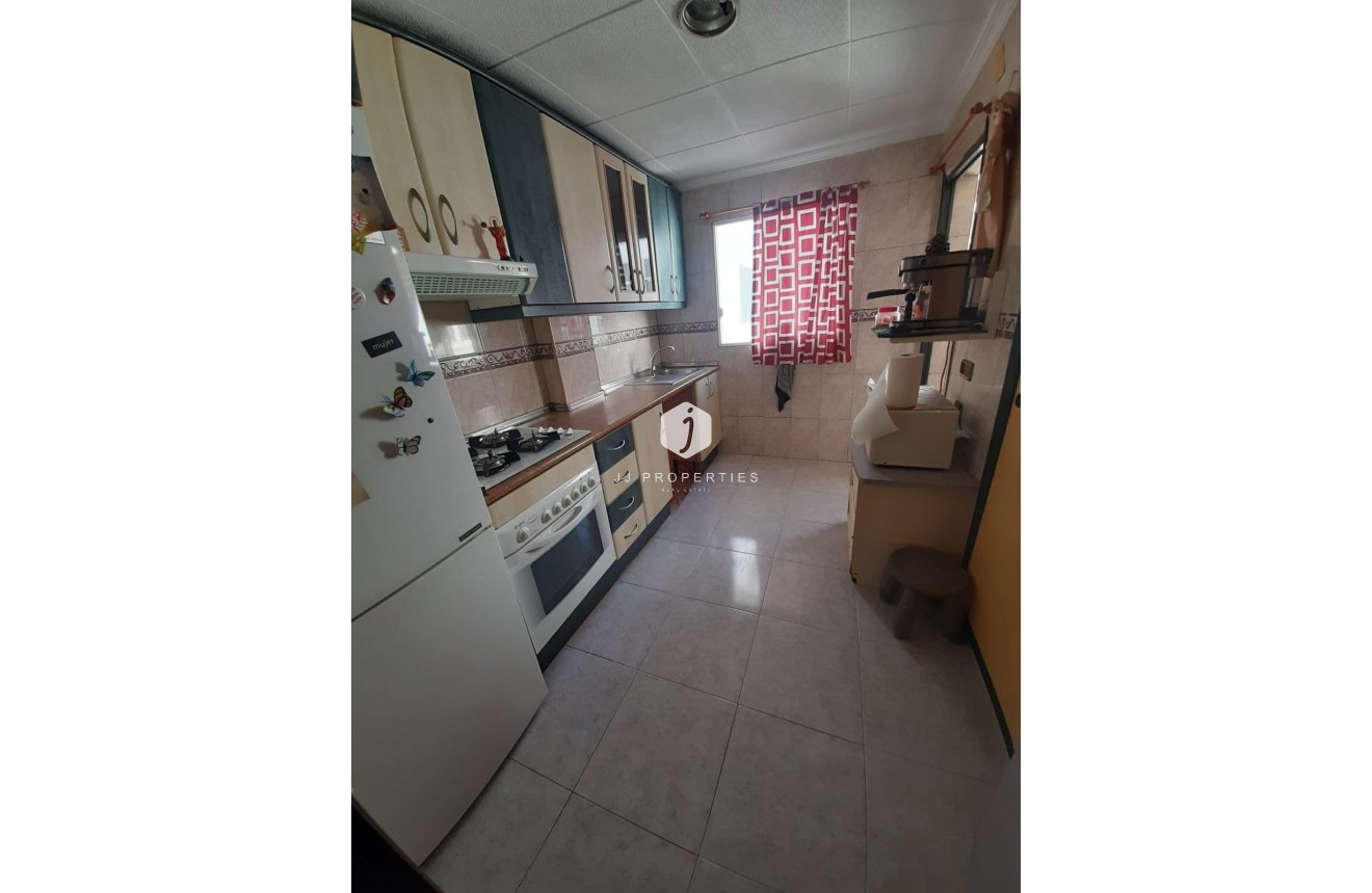 Resale - Apartment / flat -
Torrevieja - Costa Blanca