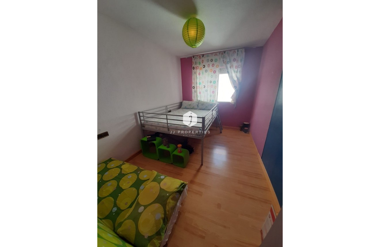 Resale - Apartment / flat -
Torrevieja - Costa Blanca