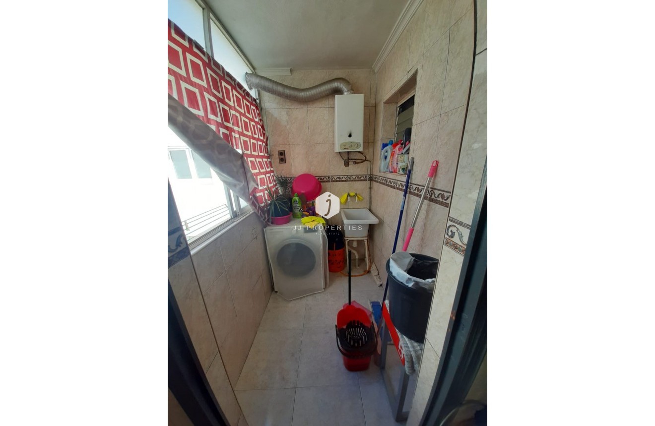 Resale - Apartment / flat -
Torrevieja - Costa Blanca