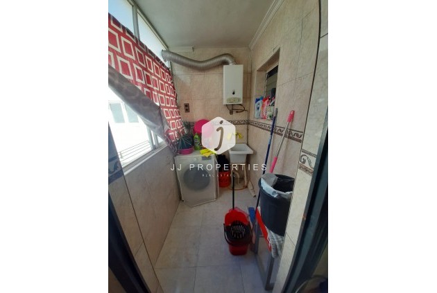 Resale - Apartment / flat -
Torrevieja - Costa Blanca