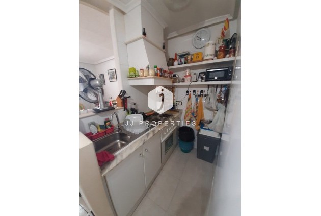 Resale - Chalet -
Torrevieja - Costa Blanca