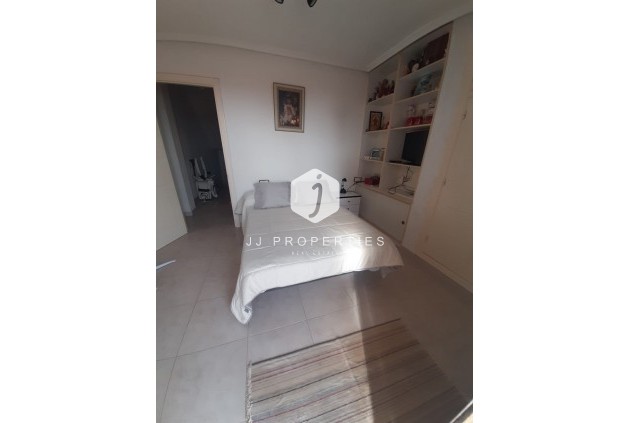 Resale - Chalet -
Torrevieja - Costa Blanca