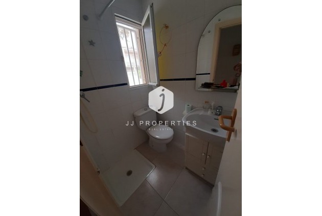 Resale - Chalet -
Torrevieja - Costa Blanca