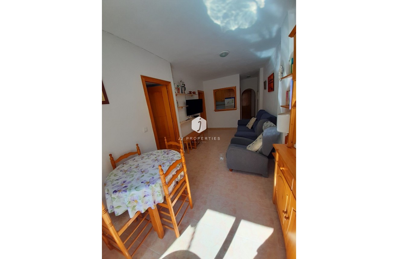 Resale - Apartment / flat -
Torrevieja - Costa Blanca
