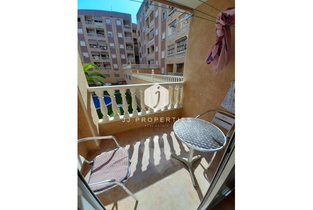Resale - Apartment / flat -
Torrevieja - Costa Blanca
