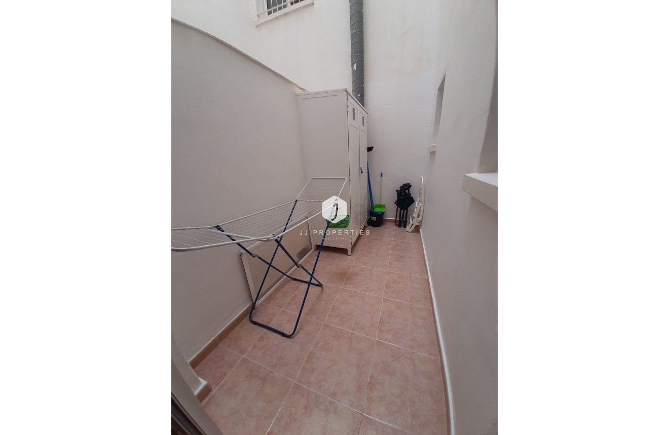 Resale - Apartment / flat -
Torrevieja - Costa Blanca