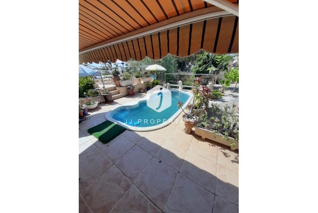Resale - Villa -
Orihuela Costa - Costa Blanca