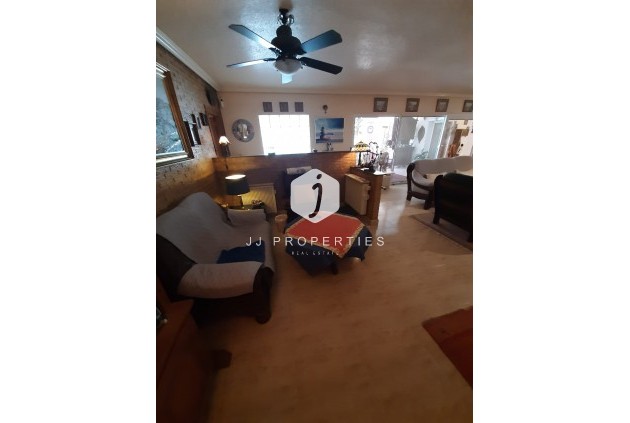 Resale - Villa -
Orihuela Costa - Costa Blanca