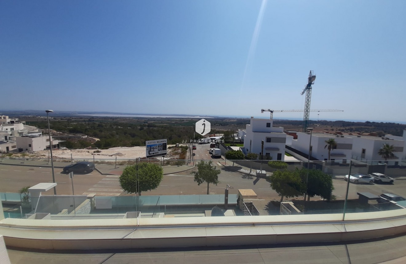 Resale - Villa -
San Miguel de Salinas - Inland