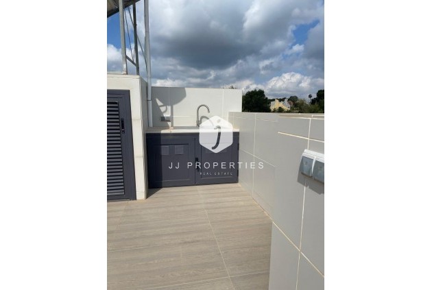 Resale - Villa -
San Miguel de Salinas - Inland