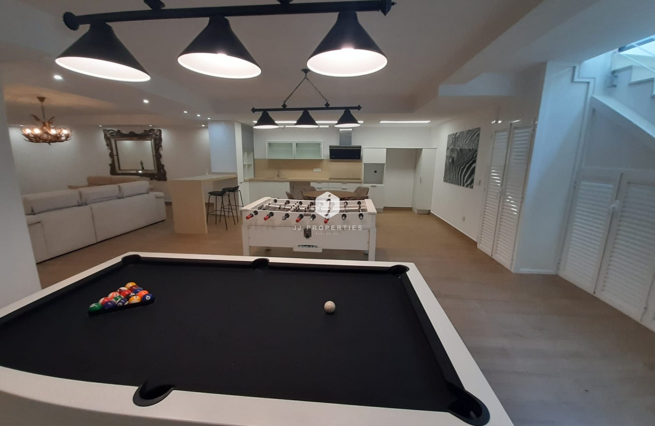 Resale - Villa -
San Miguel de Salinas - Inland