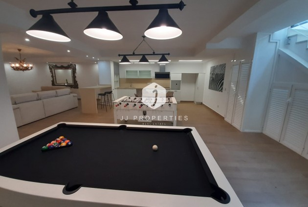 Resale - Villa -
San Miguel de Salinas - Inland