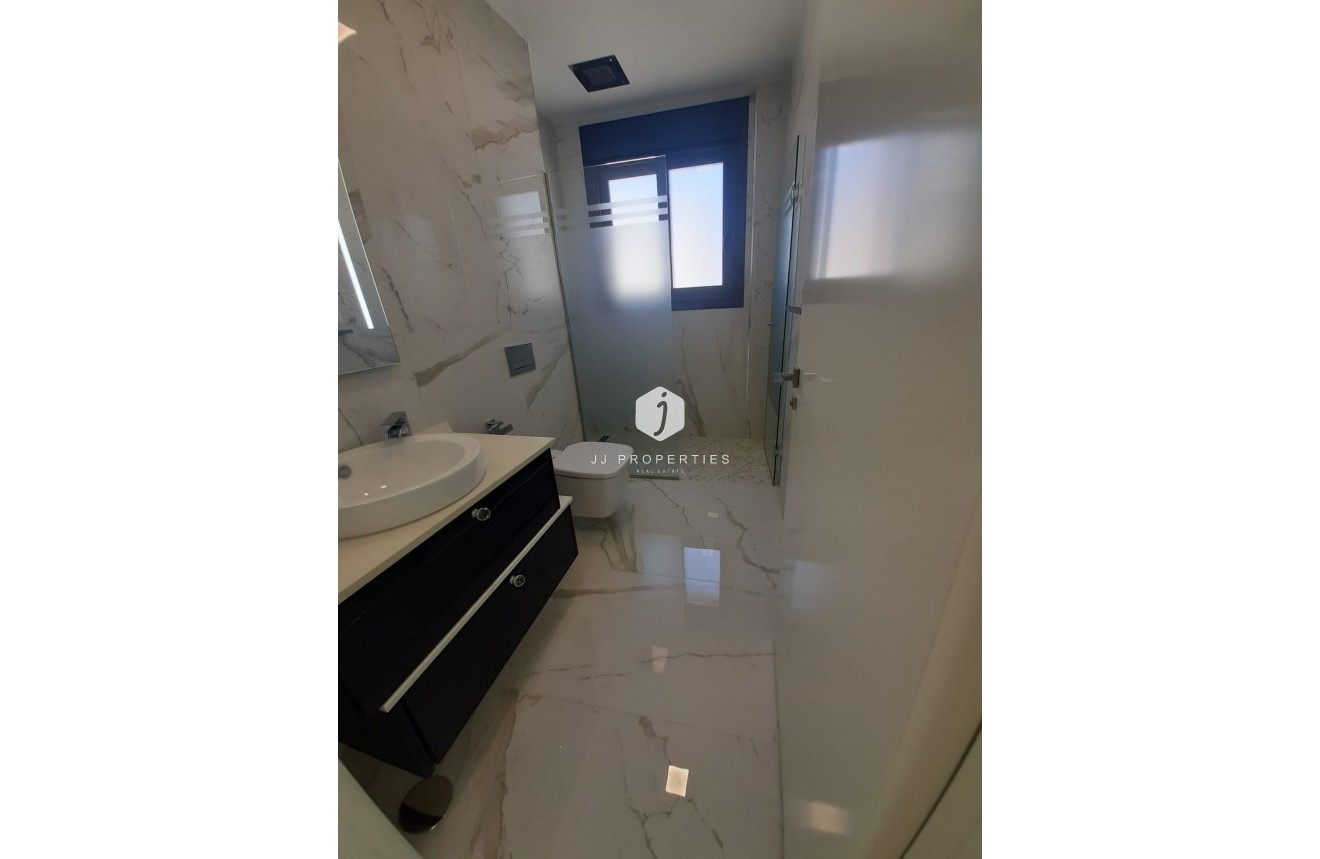 Resale - Villa -
San Miguel de Salinas - Inland