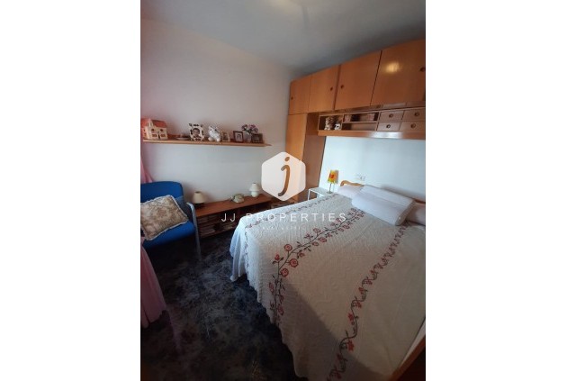 Resale - Chalet -
Torrevieja - Costa Blanca