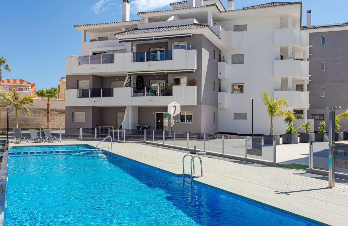 Resale - Apartment / flat -
Orihuela Costa - Costa Blanca
