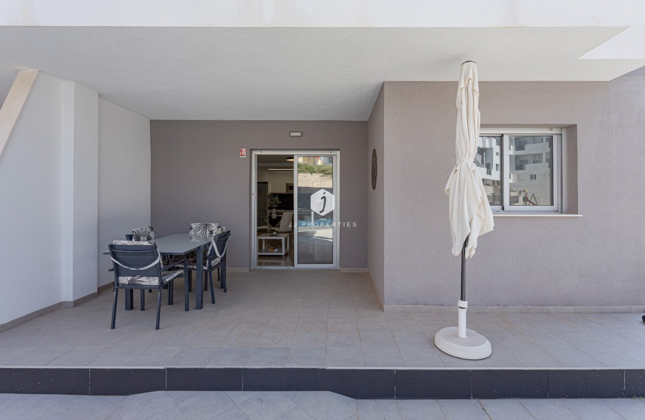 Resale - Apartment / flat -
Orihuela Costa - Costa Blanca