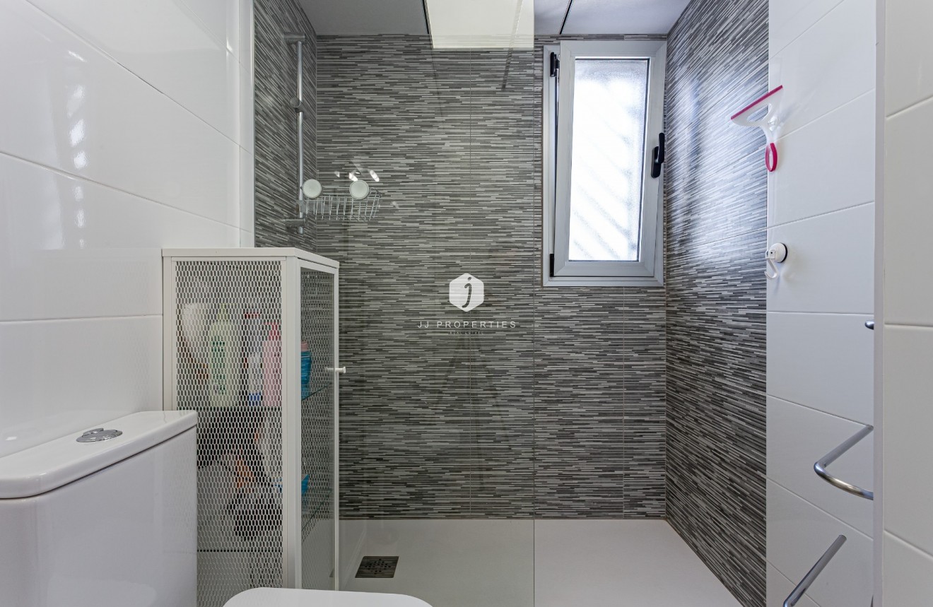 Resale - Apartment / flat -
Orihuela Costa - Costa Blanca