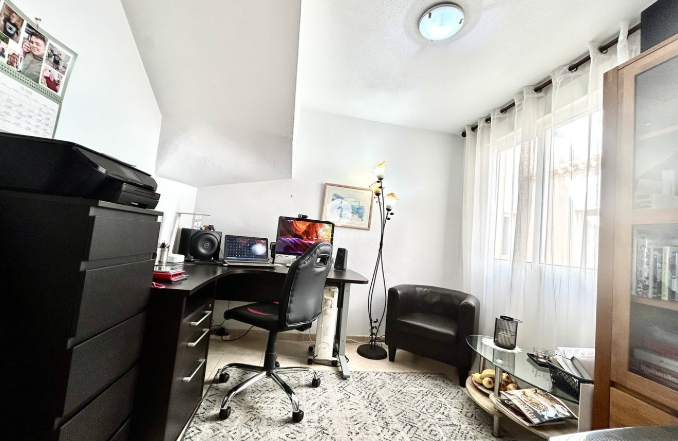 Resale - Penthouse -
La Zenia - Costa Blanca