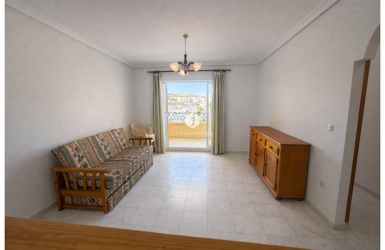 Resale - Apartment / flat -
Torrevieja - Costa Blanca