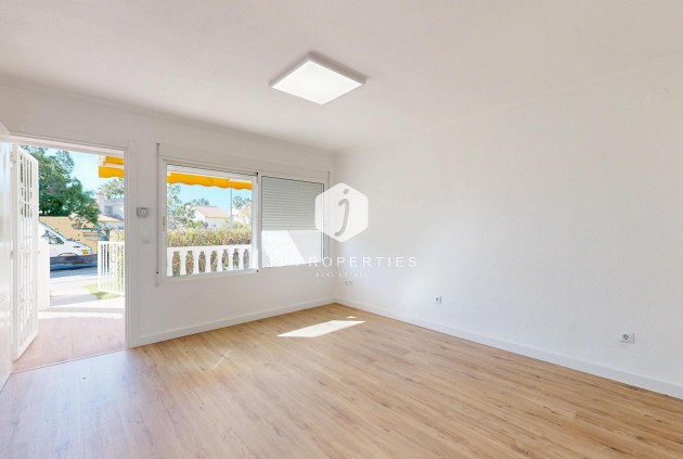 Resale - Bungalow -
Orihuela Costa - Costa Blanca